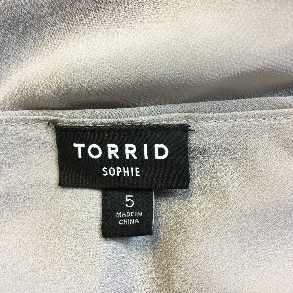 Torrid Sophie Camisole Tank Top Size 5X Womans Beige Plus V-neck Layered Chiffon - Picture 4 of 12